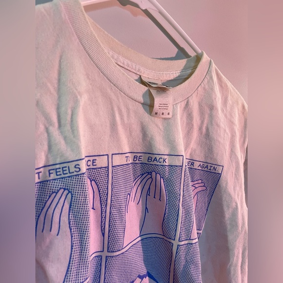2/$10! GILDAN WOMENS GRAPHIC CROP TOP CUTE MEDIUM AESTHETIC POETIC SHIRT OCEAN🍀 - Picture 5 of 6